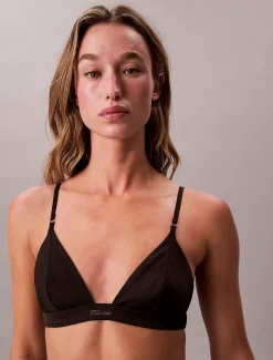Ongevoerde triangel bh - Minimalist Satin