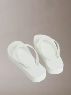 Parelmoeren plateauslippers