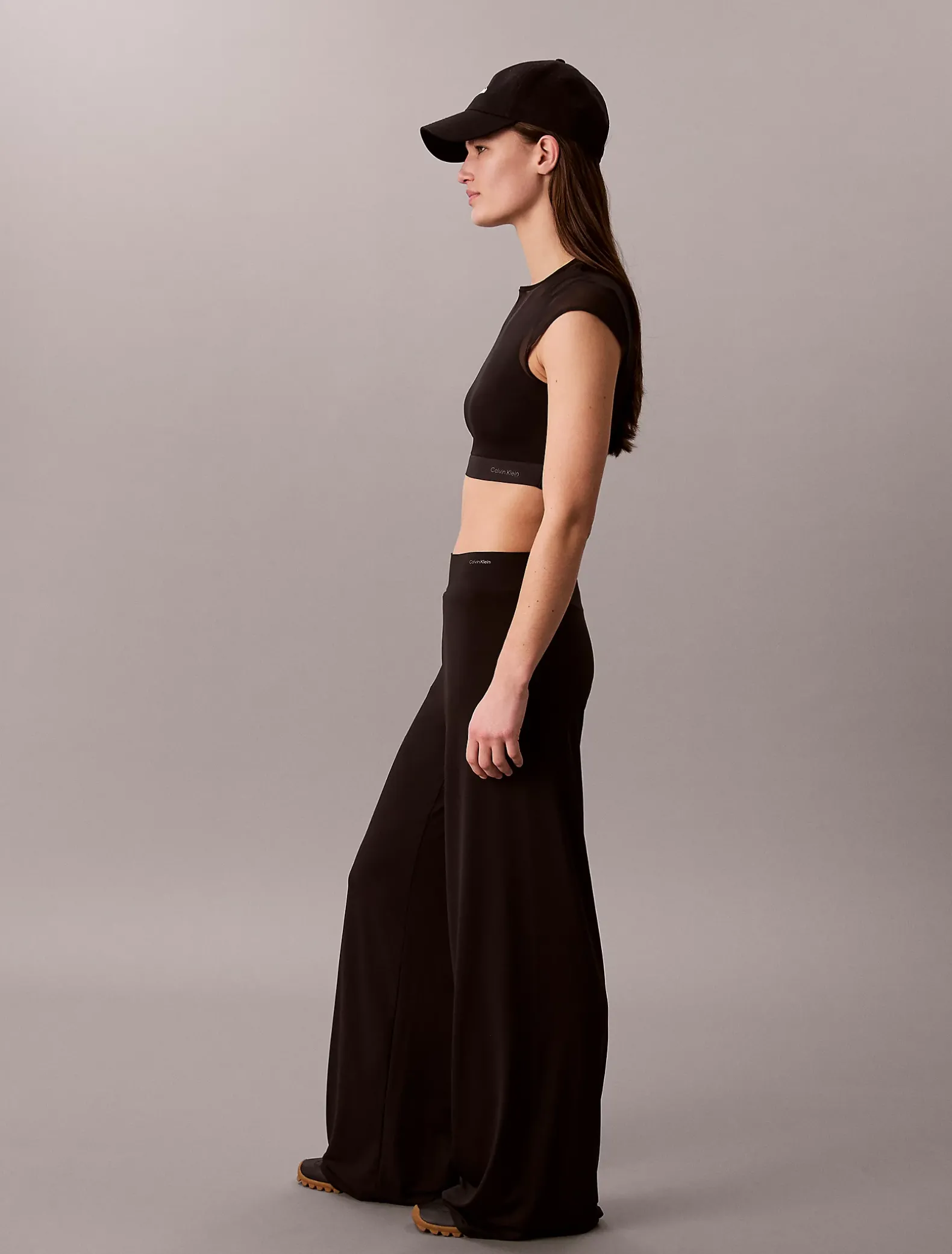 Performance broek met wijde pijpen