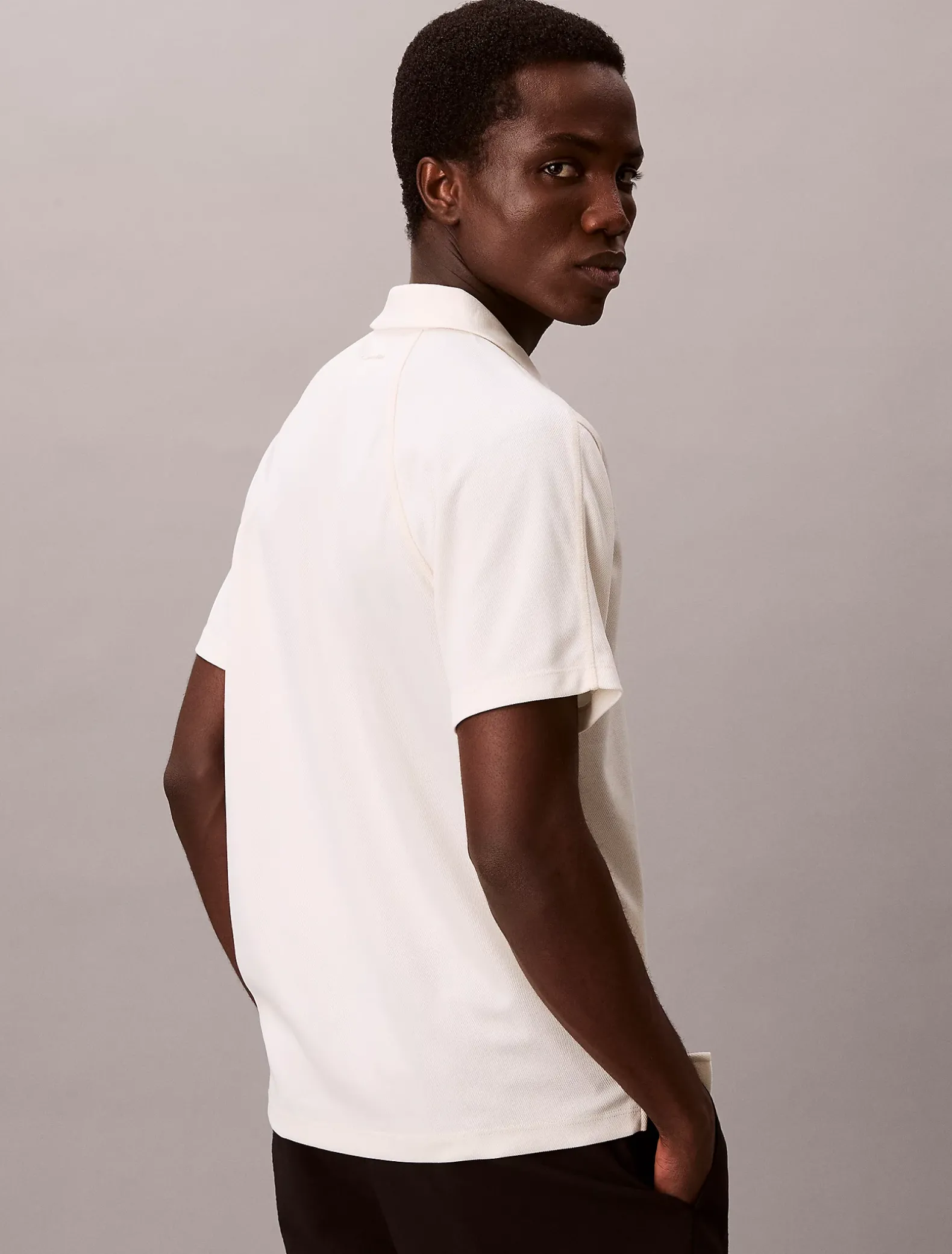 Poloshirt van stretch mesh met slim fit