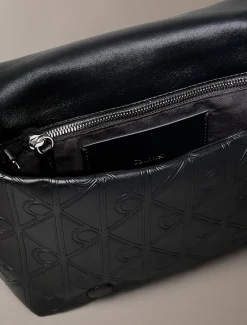 Puffer crossover met klep en logo embleem