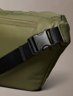 Puffer sling bag met monogram-logo