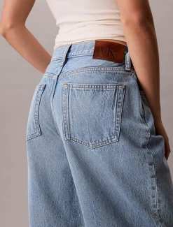 Relaxed barrel jeans
