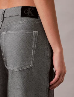 Relaxed Barrel Jeans