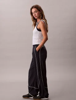 Relaxed joggingbroek van gekreukt nylon