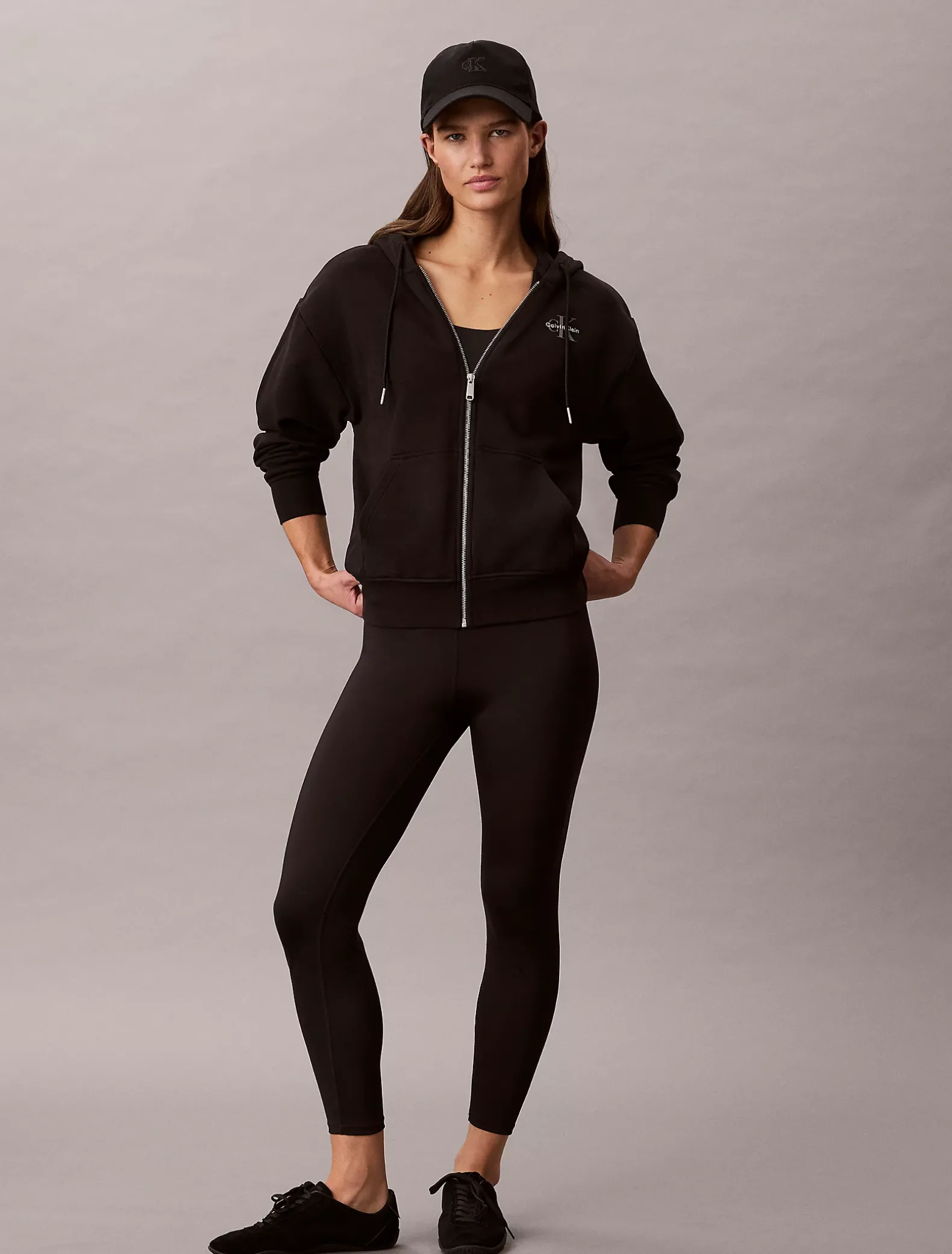 Relaxte hoodie met rits en monogram