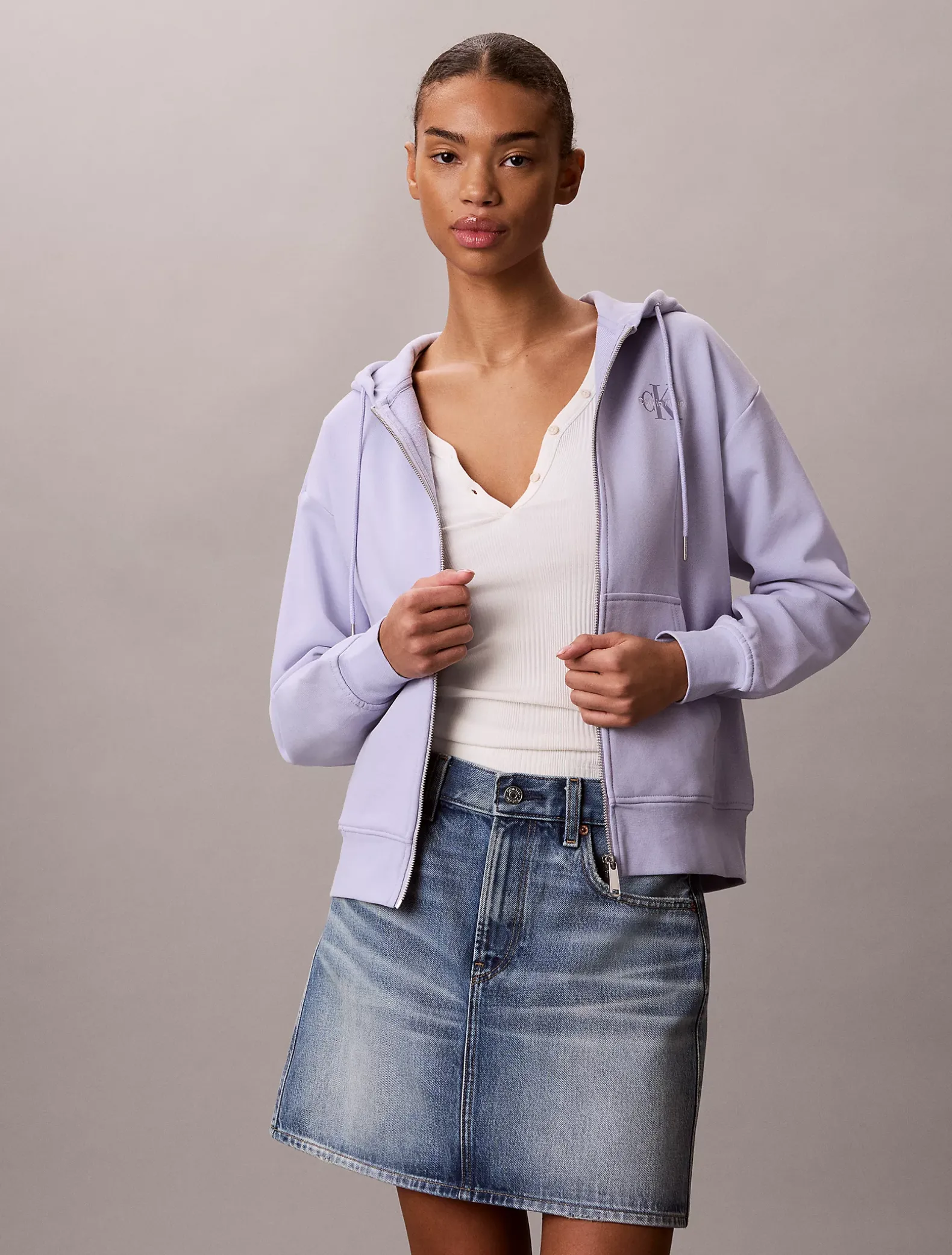 Relaxte hoodie met rits en monogram