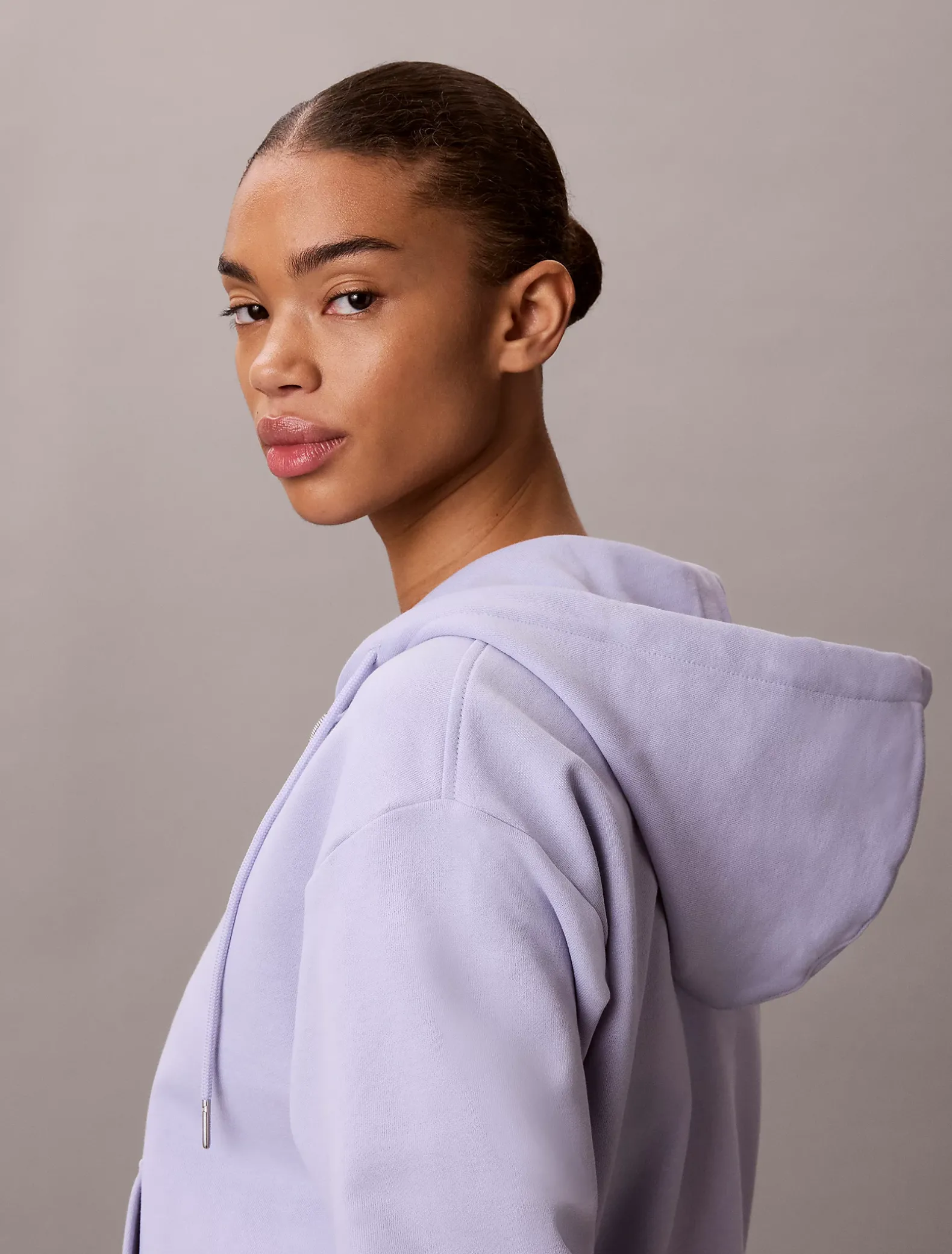 Relaxte hoodie met rits en monogram