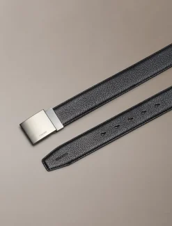 Riem met plaatgesp van grof leer