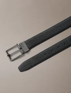 Riem van volnerf leer met caviartextuur