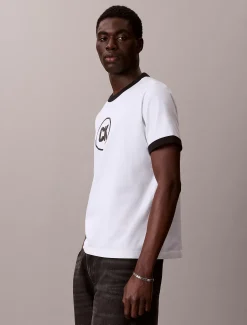 Ringer T-shirt met grafisch logo