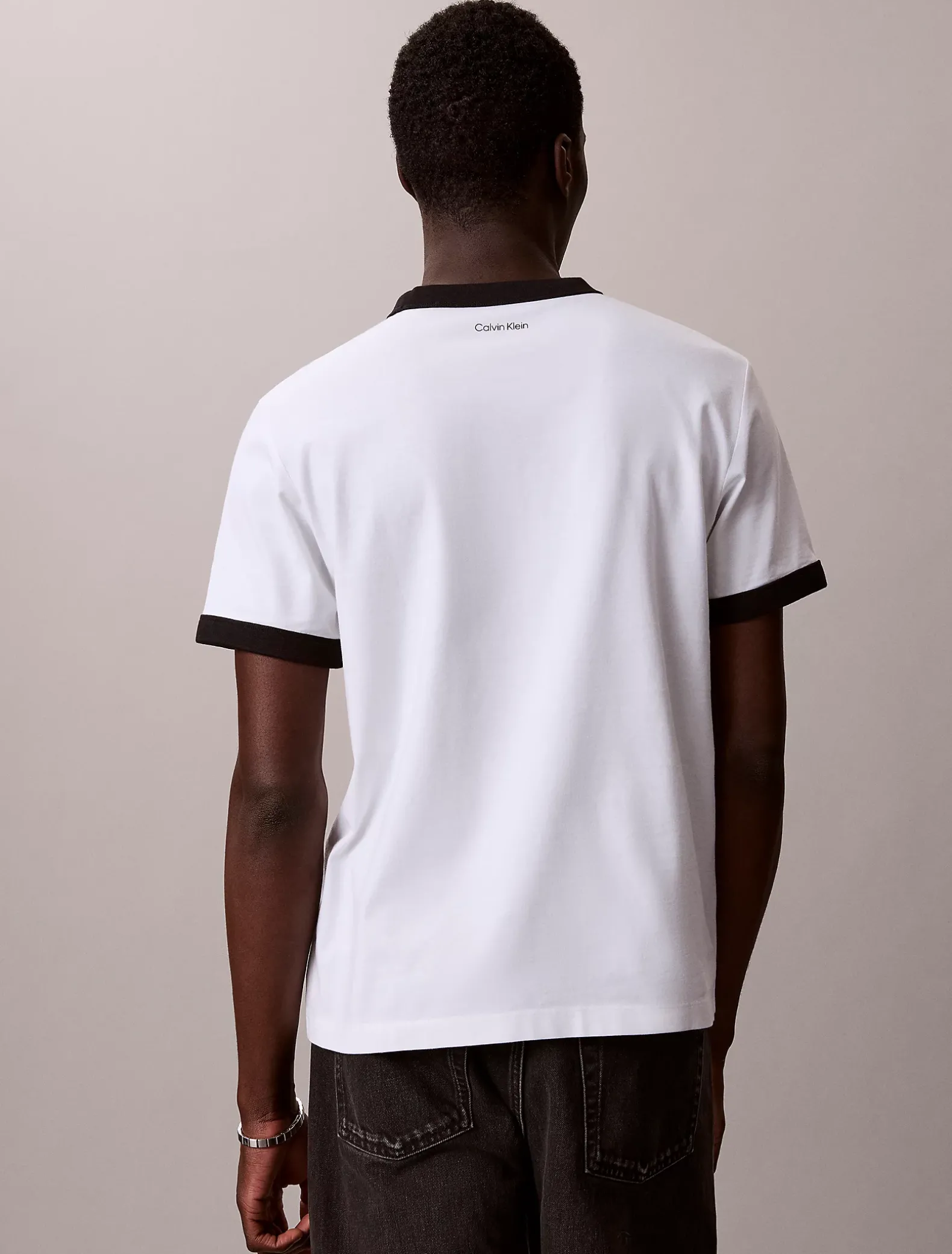 Ringer T-shirt met grafisch logo