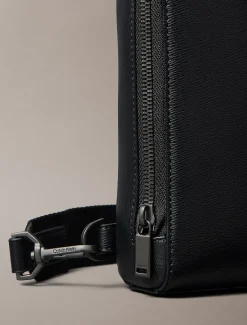 Saffiano crossover schoudertas met embleemlogo