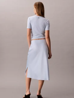 Satijnen midirok met textuur
