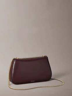 Schoudertas met monogram hardware