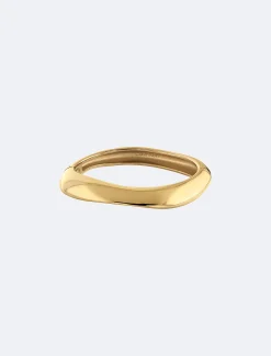 Sculpted bangle-armband