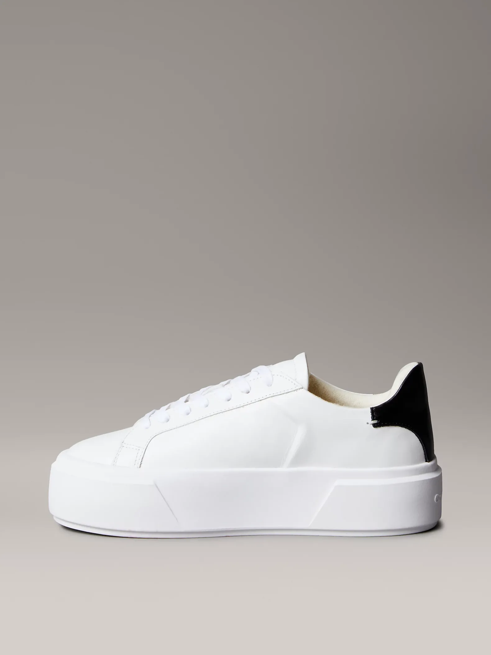 Sienna - Leren plateau sneakers met logo