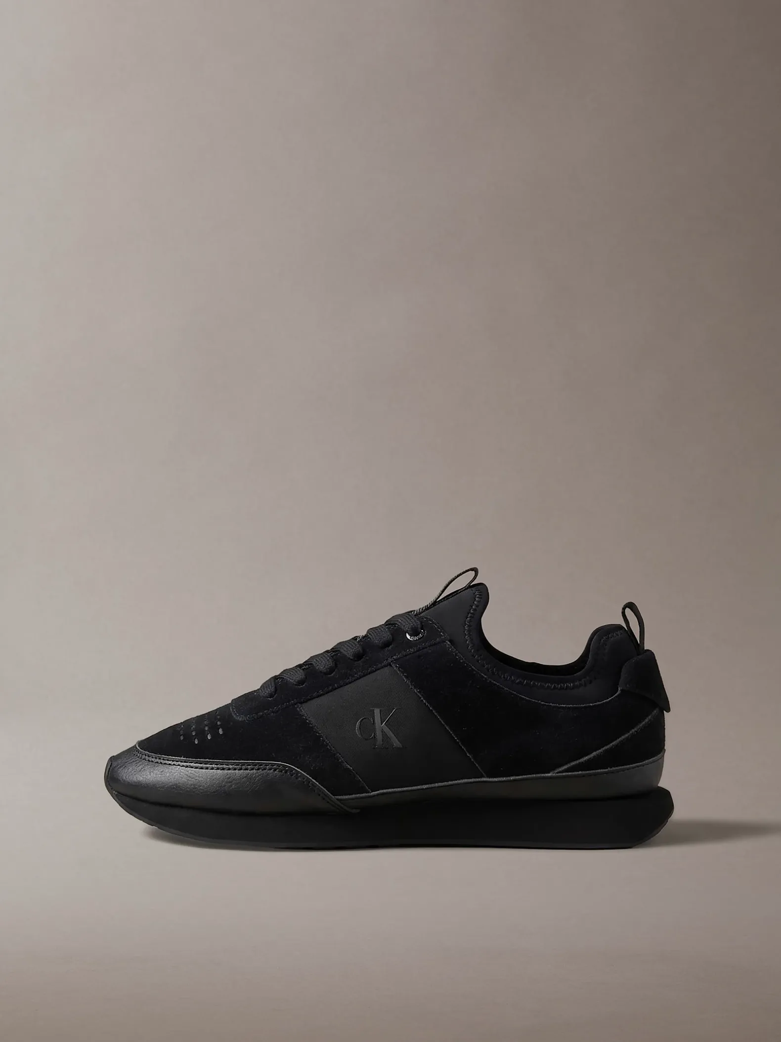 Signature hardloopsneakers van suède met logo