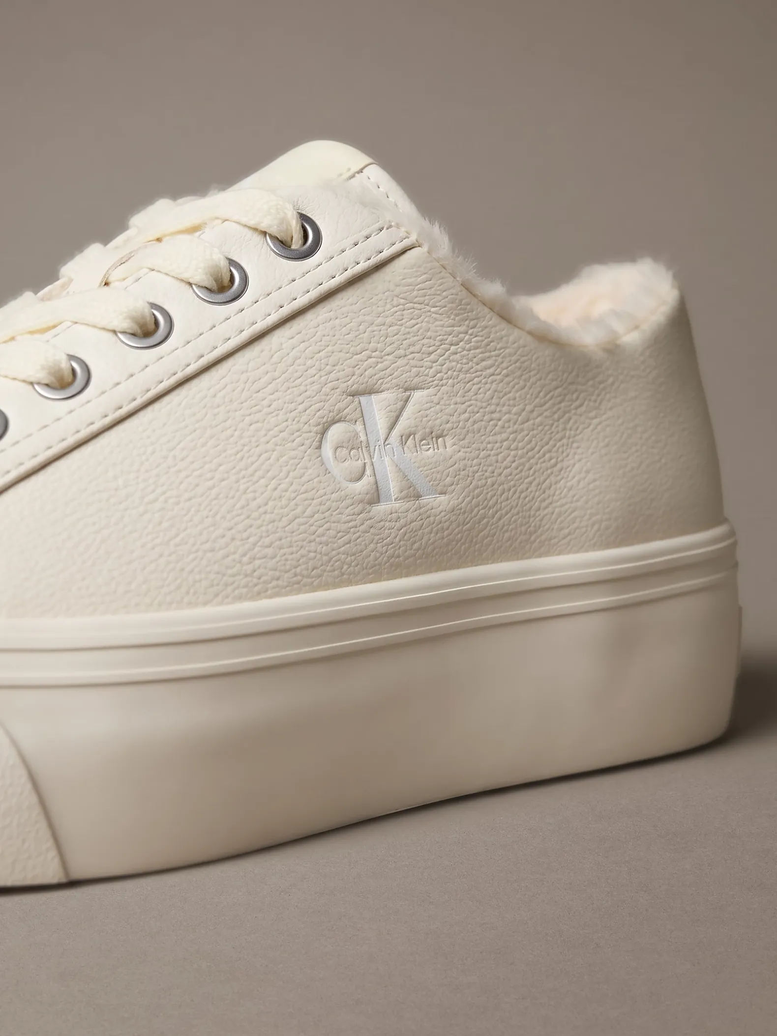 Signature leren plateausneakers