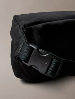 Signature nylon heuptas met logo