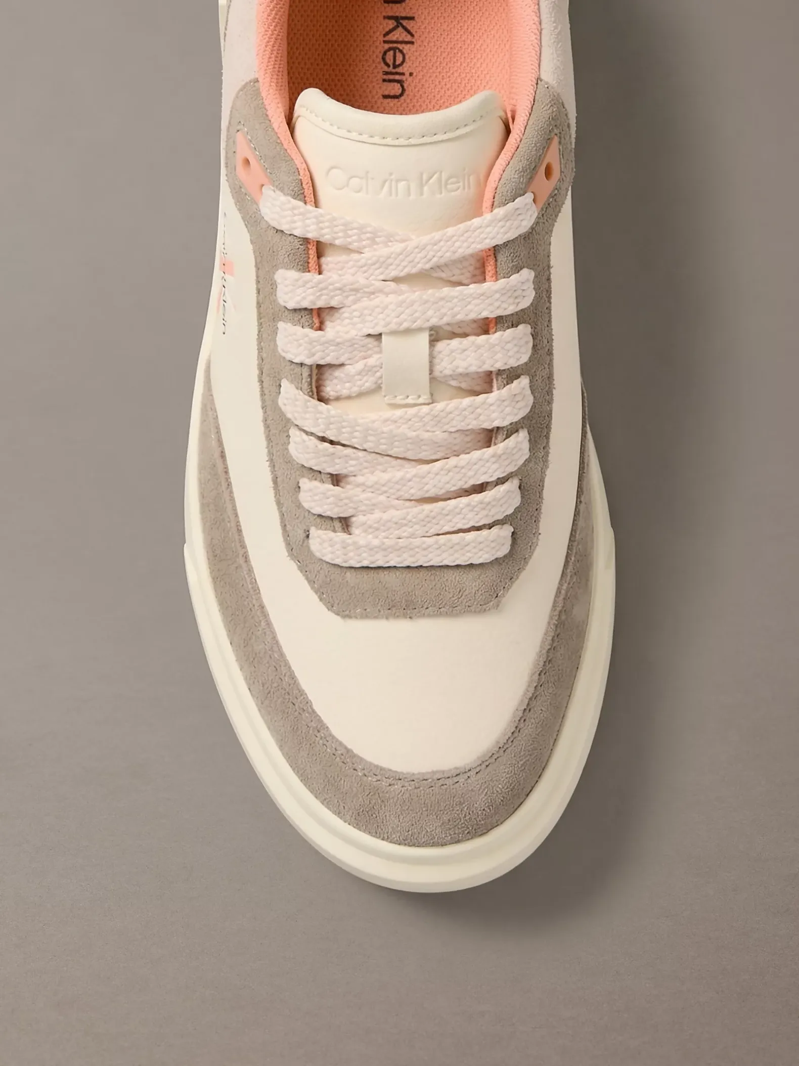 Signature sneakers van leer en suède