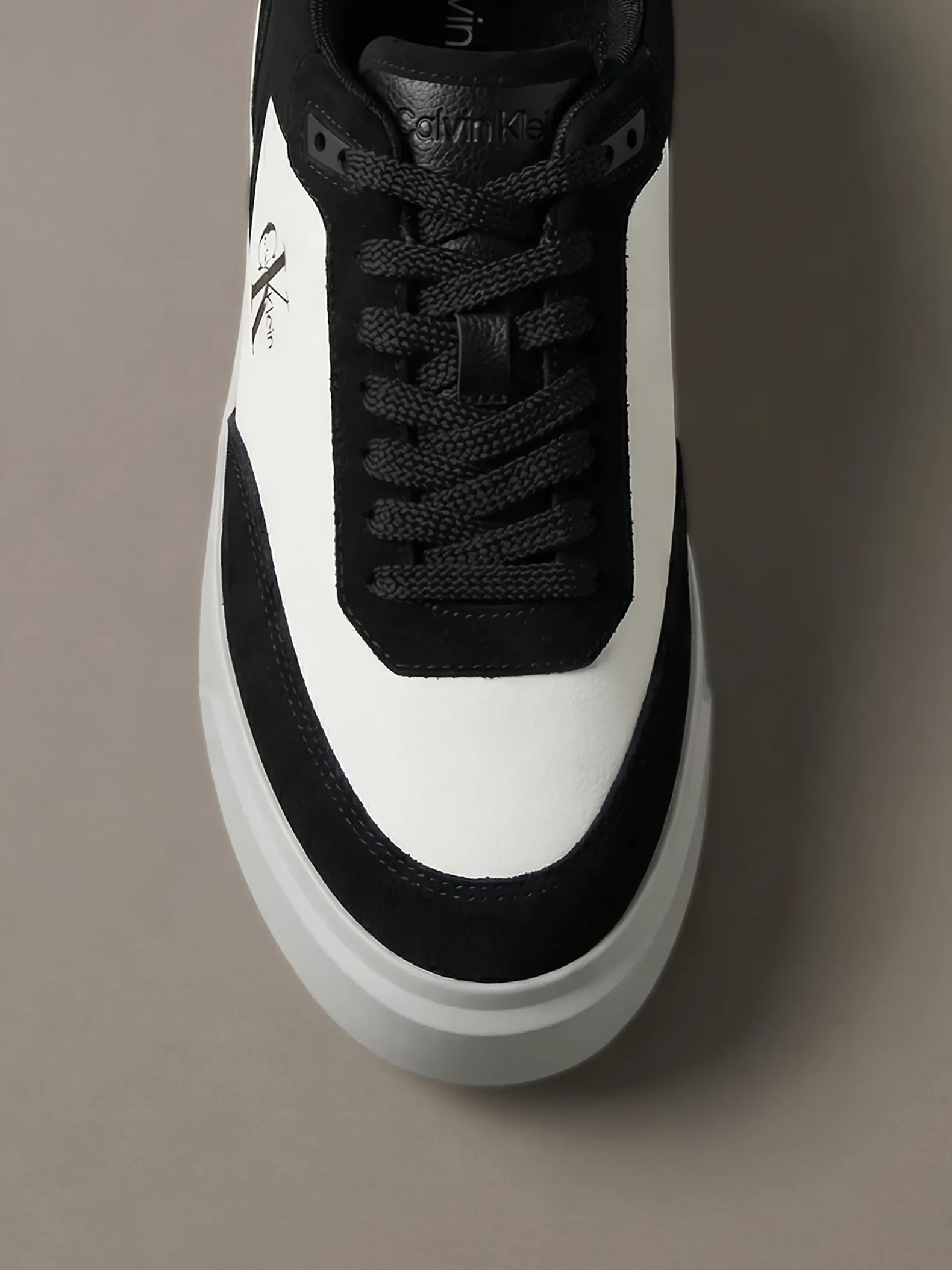 Signature sneakers van leer en suède