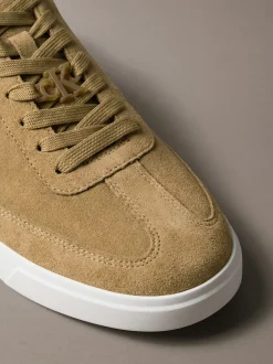 Signature suède sneakers met logo