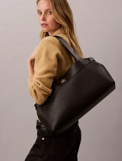Signature turn-lock tote bag