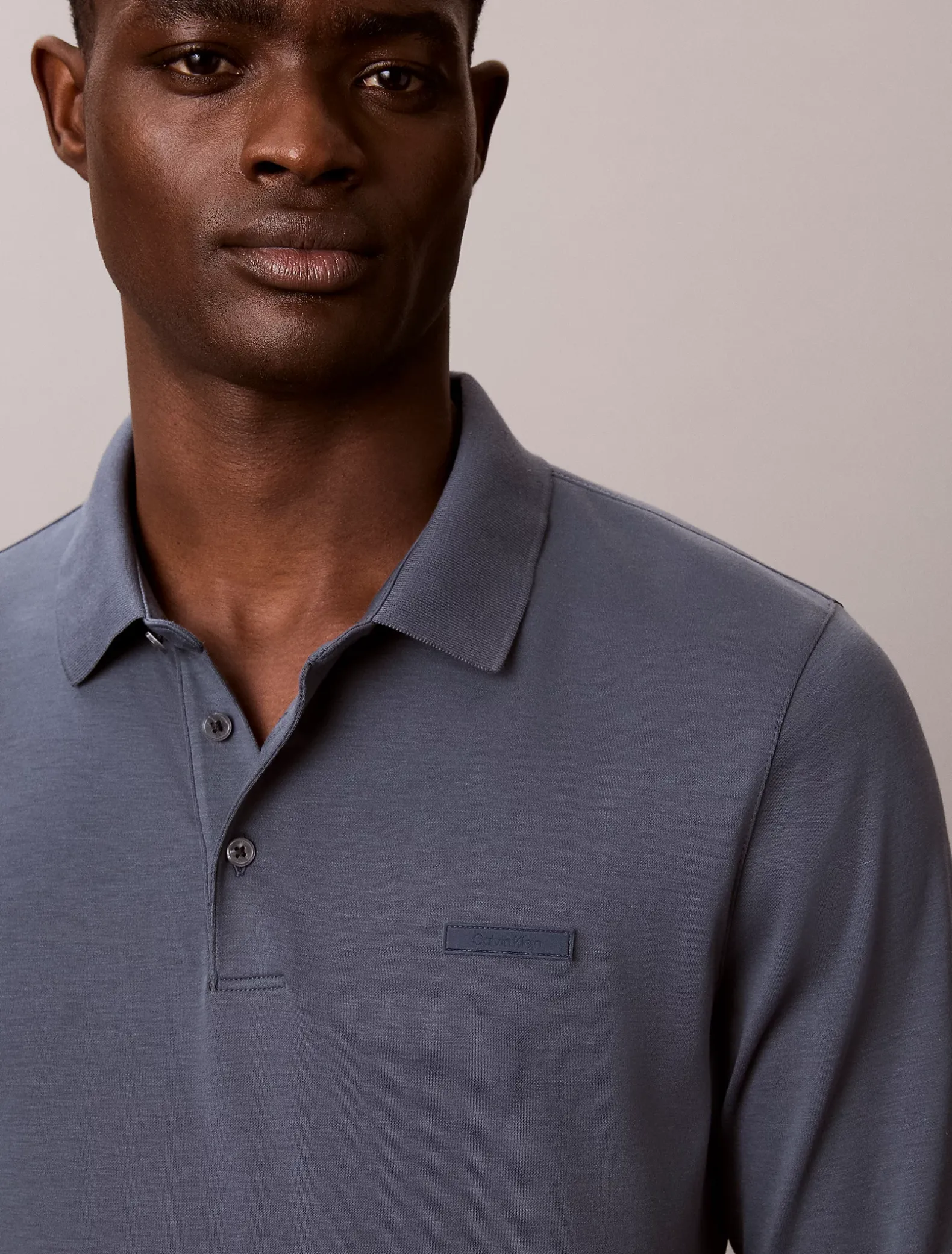 Slim katoenen polo met lange mouwen