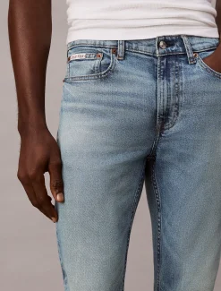 Slim Tapered Jeans