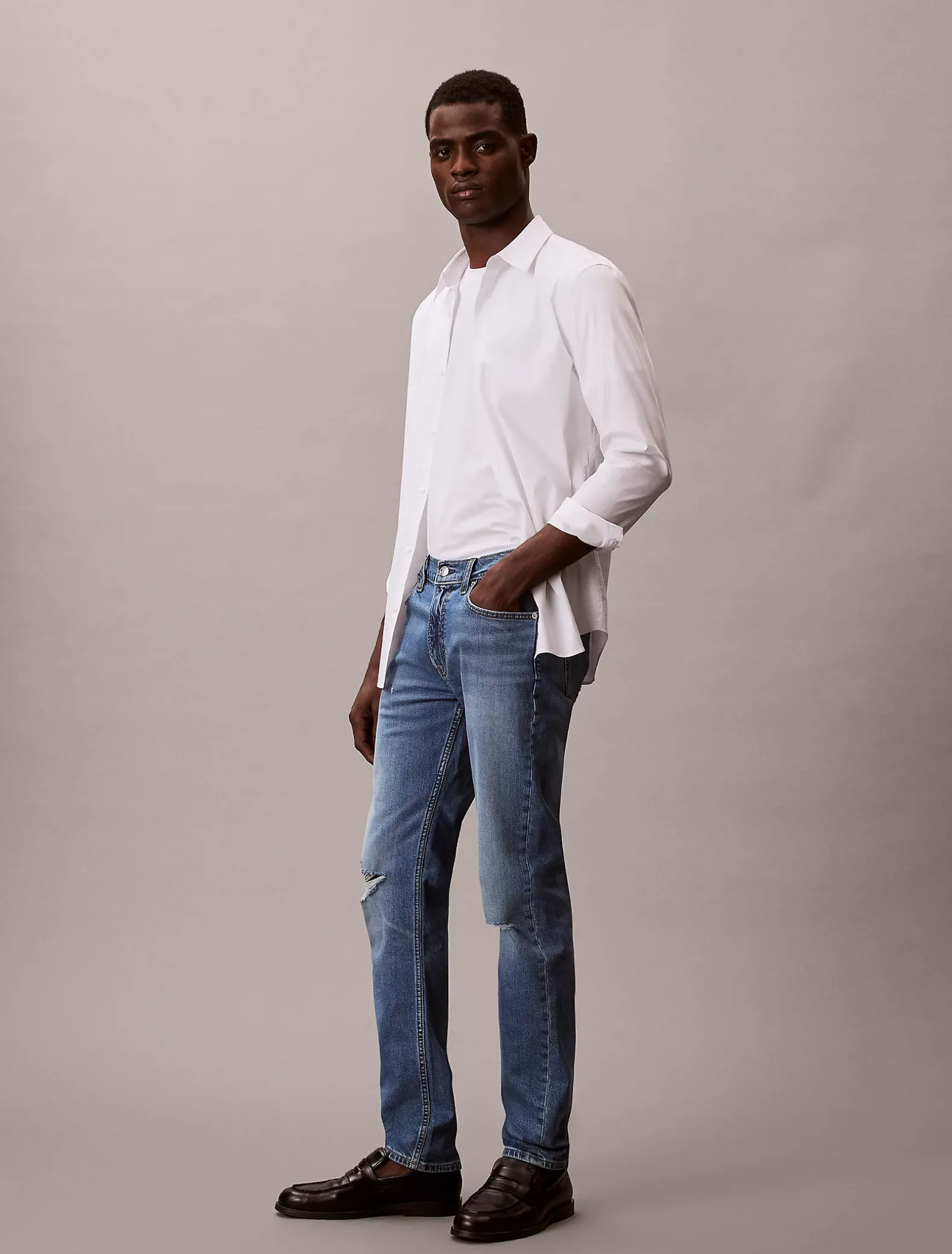 Slim Tapered Jeans