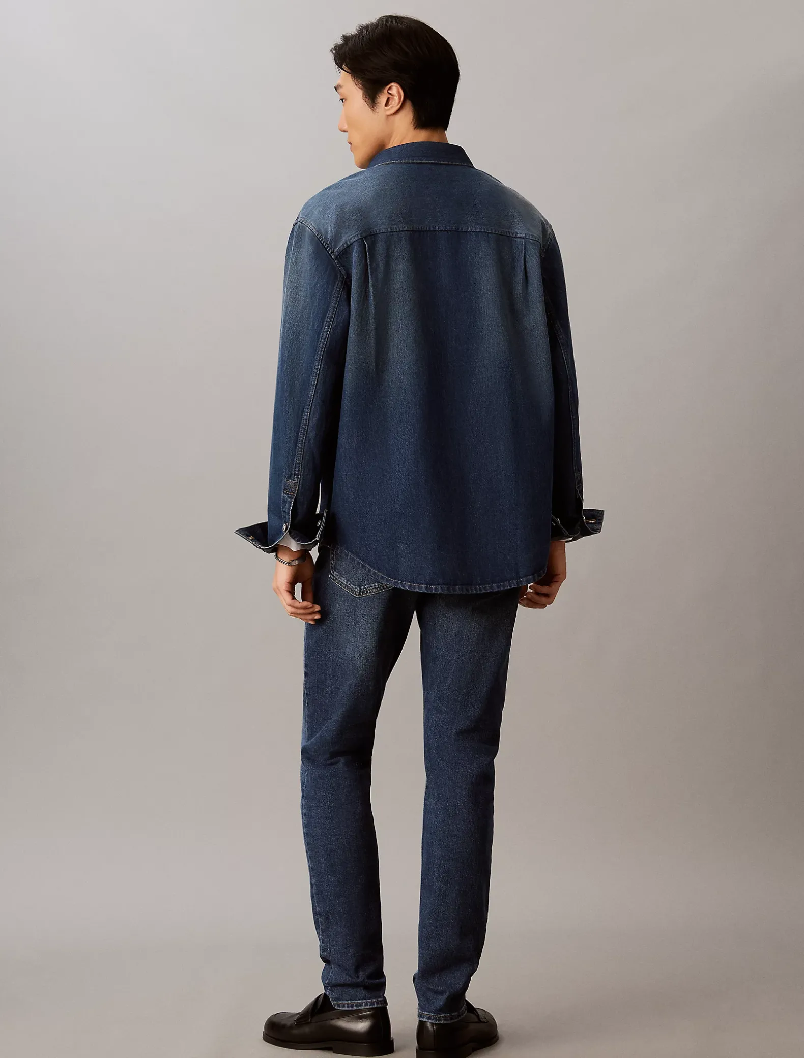 Slim tapered jeans