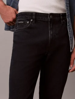 Slim tapered jeans