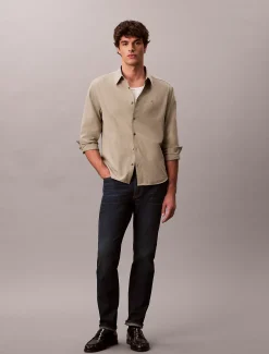 Slim tapered jeans