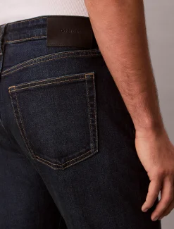 Slim tapered jeans