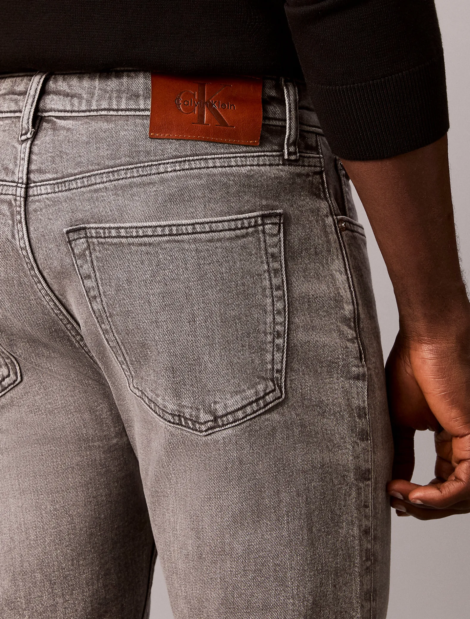 Slim tapered jeans