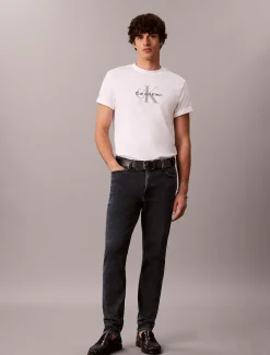 Slim tapered jeans