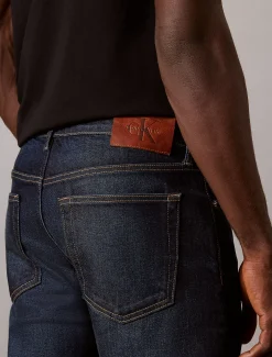 Slim tapered jeans