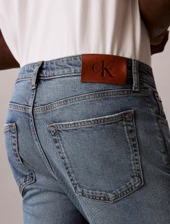 Slim tapered jeans