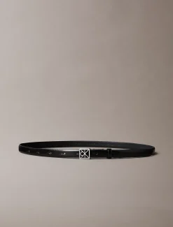 Smalle leren riem met embleemlogo