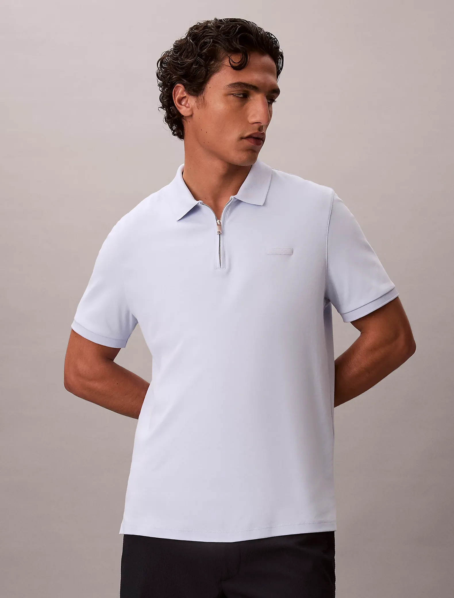 Smal poloshirt met ritskraag