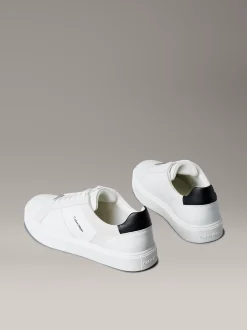Sneakers van leer en suède met flexibele zool