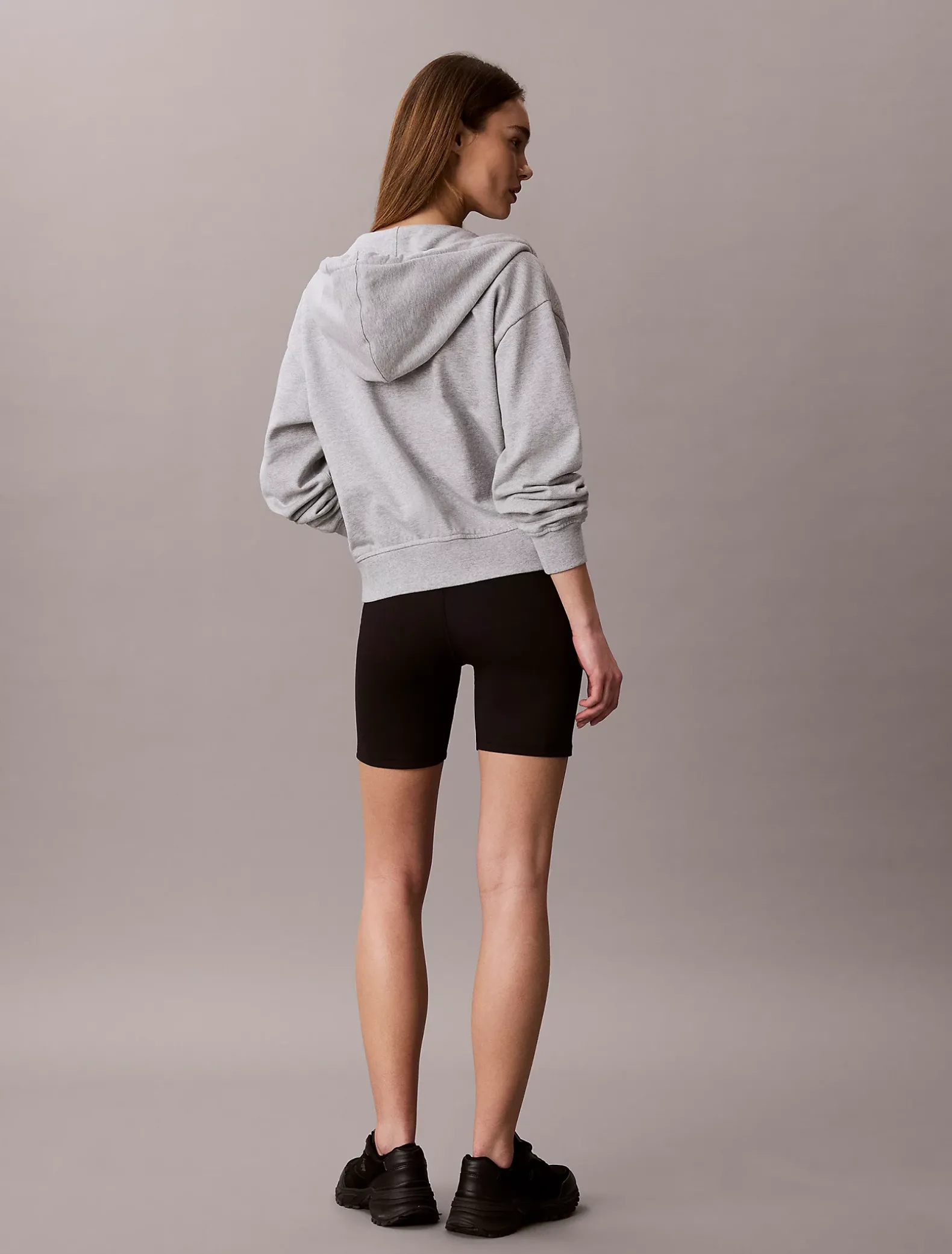 Sneldrogende nauwe sportshorts met hoge taille