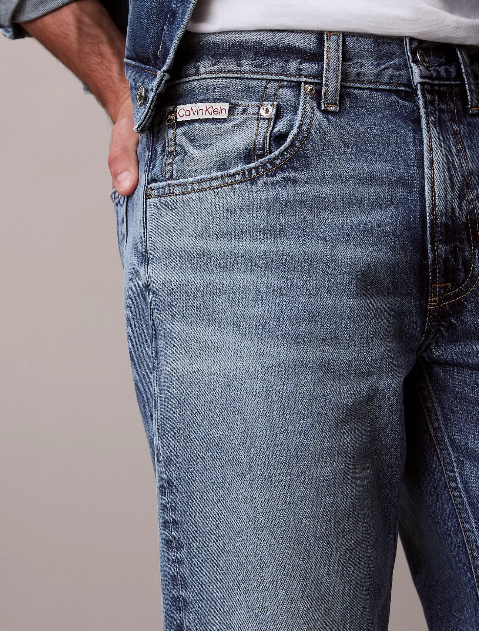 90s Straight Jeans