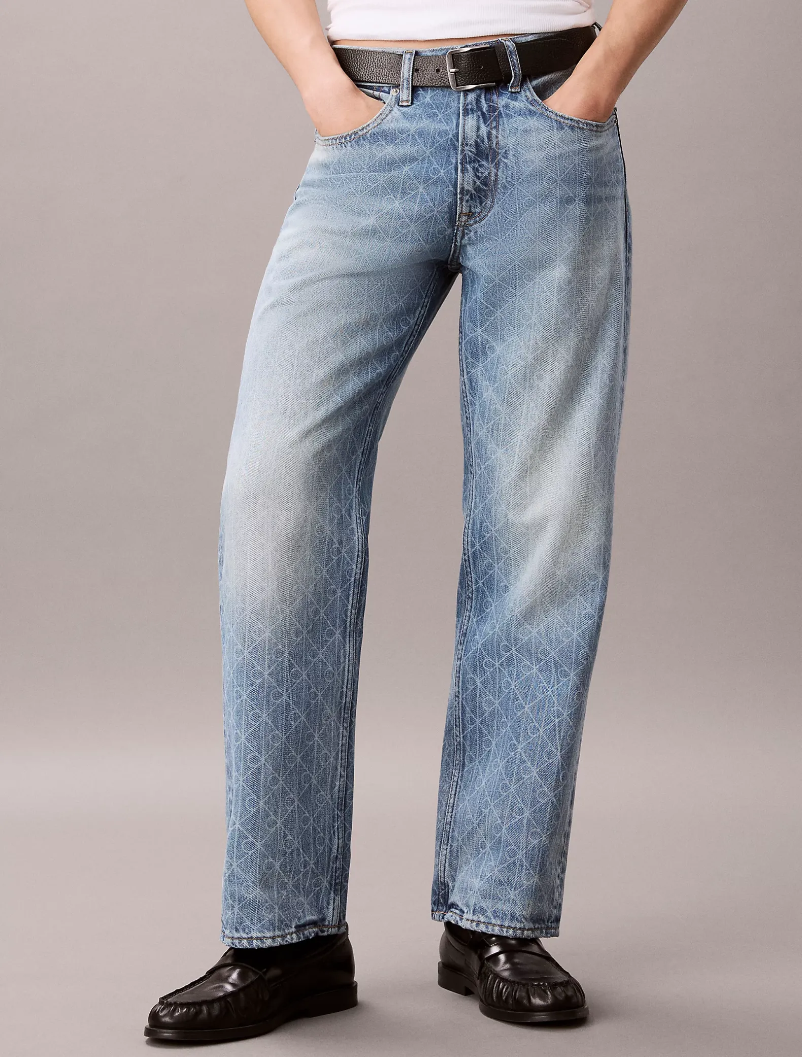 90s Straight Logo Jeans