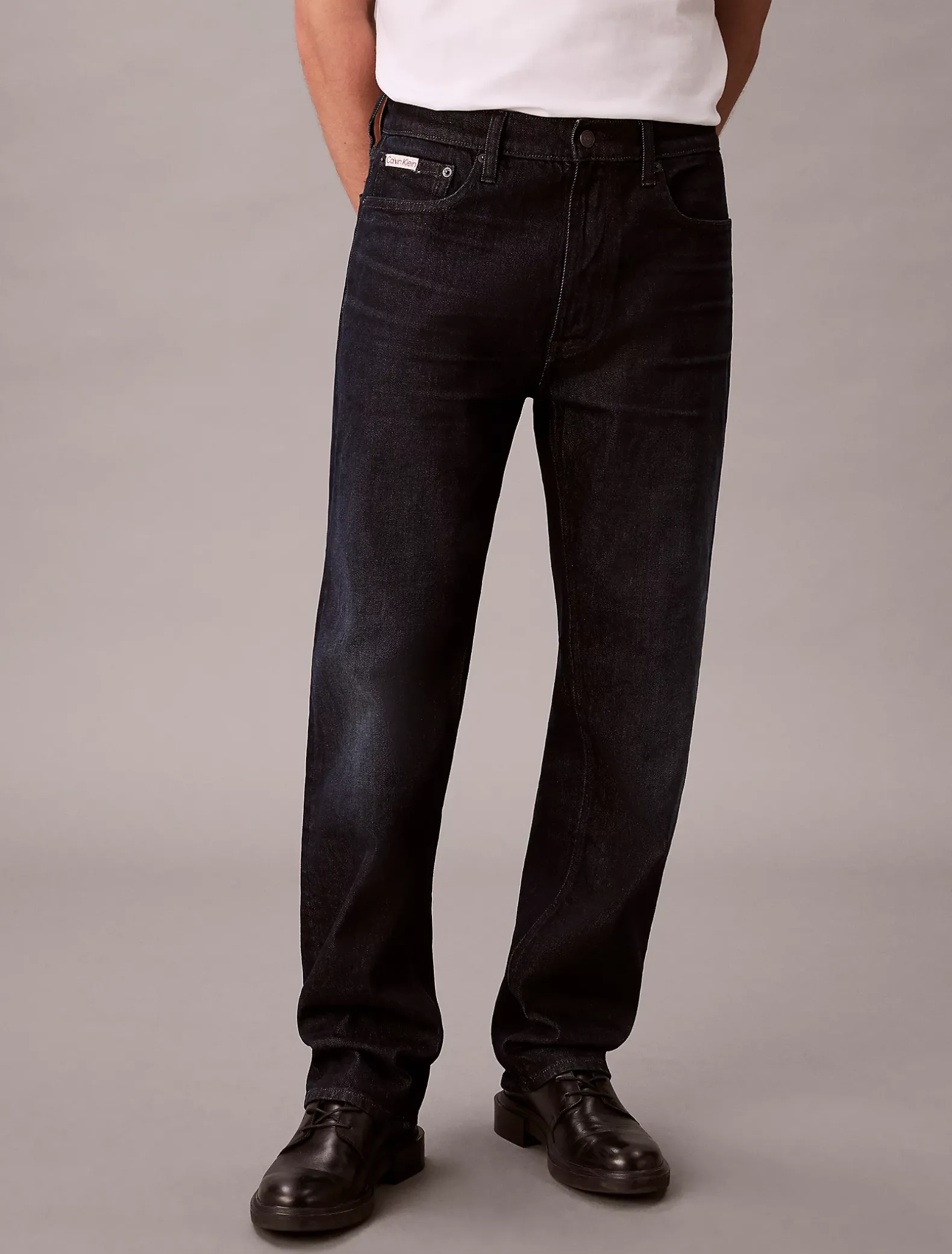 Standard Straight Fit Jeans