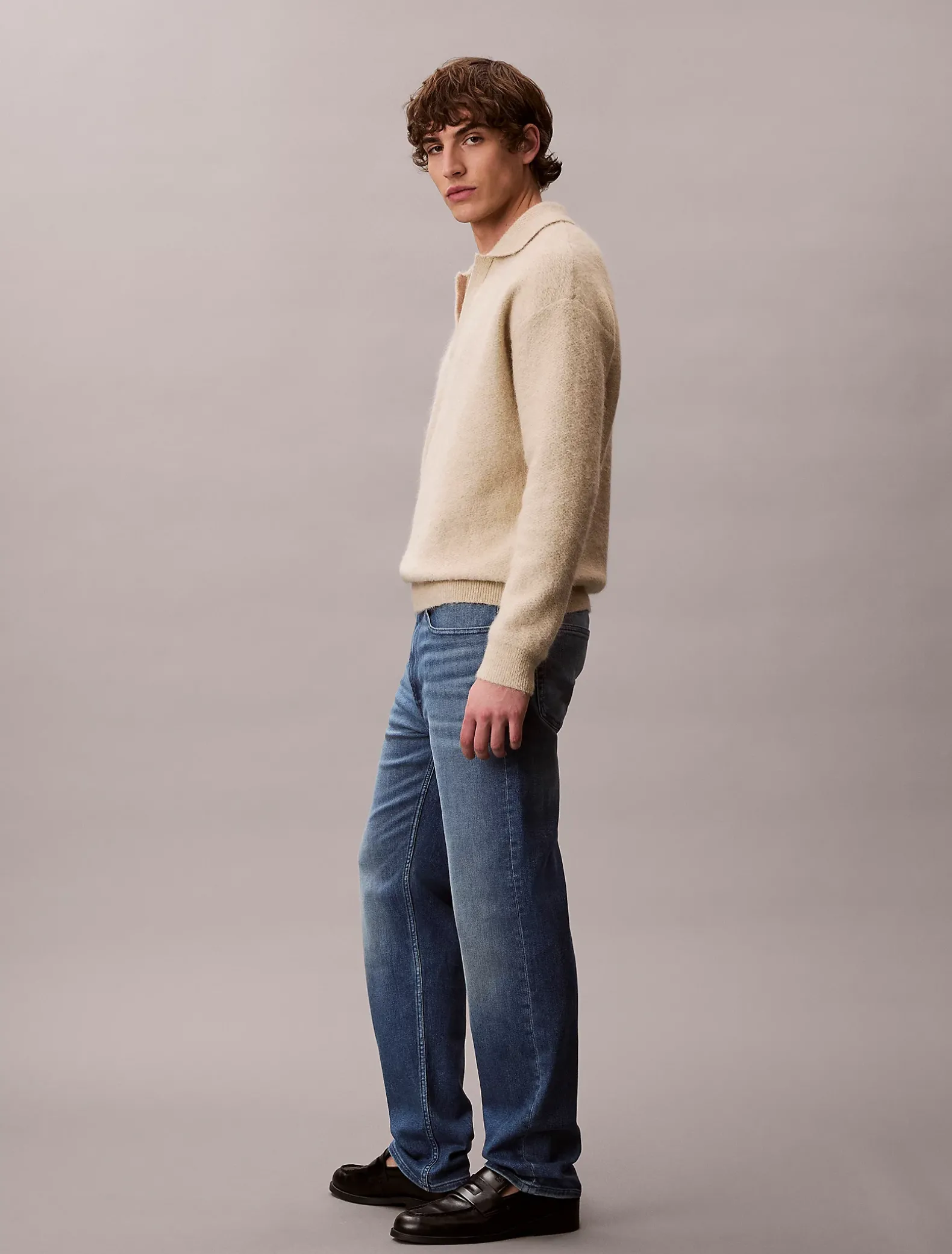 Standard Straight Fit Jeans