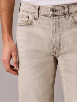 Standard Straight Fit Jeans