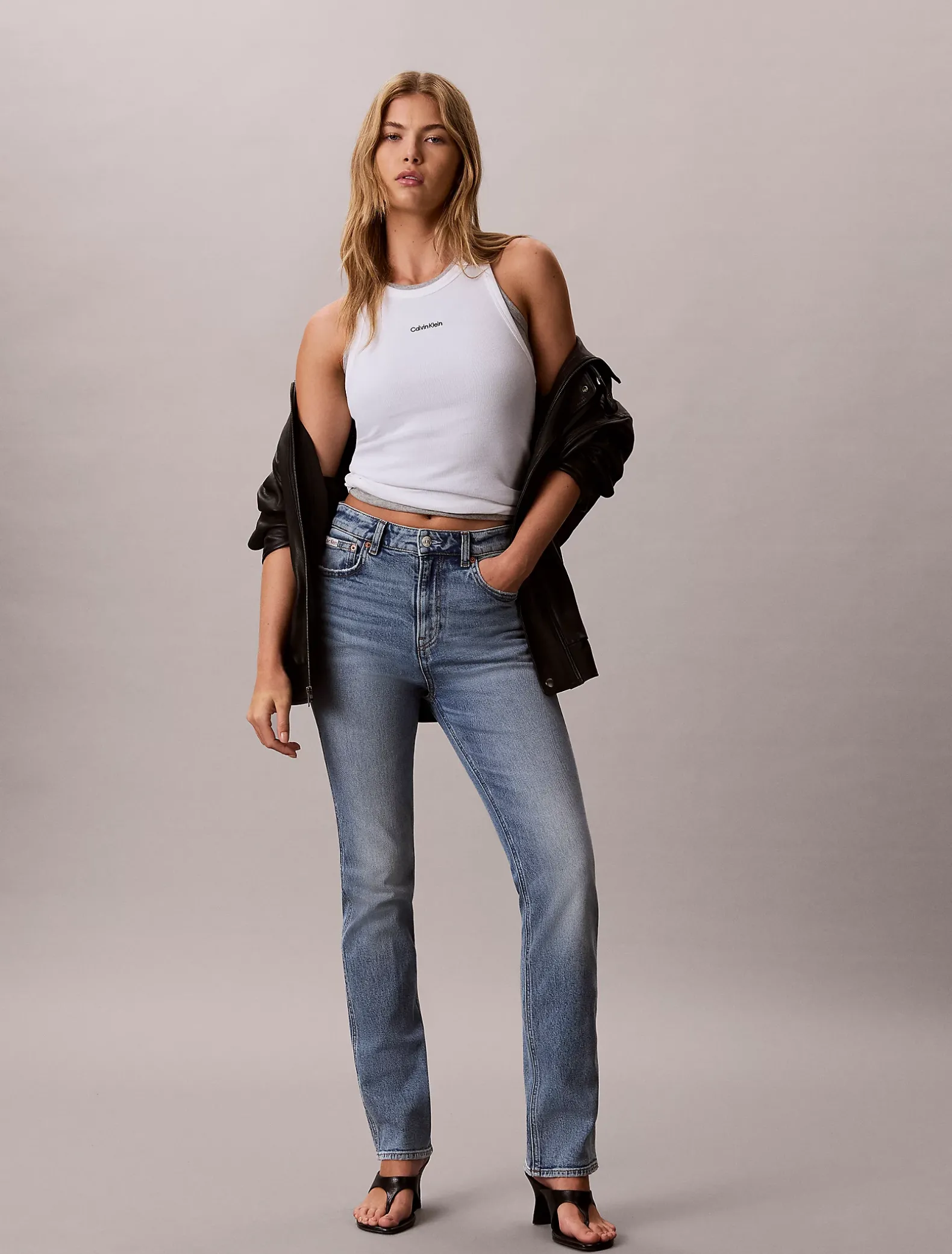 Straight Jeans