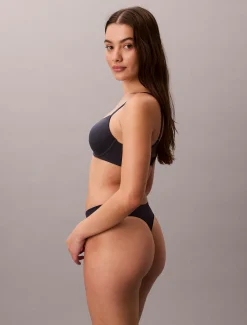 String - Bonded Flex Seamless
